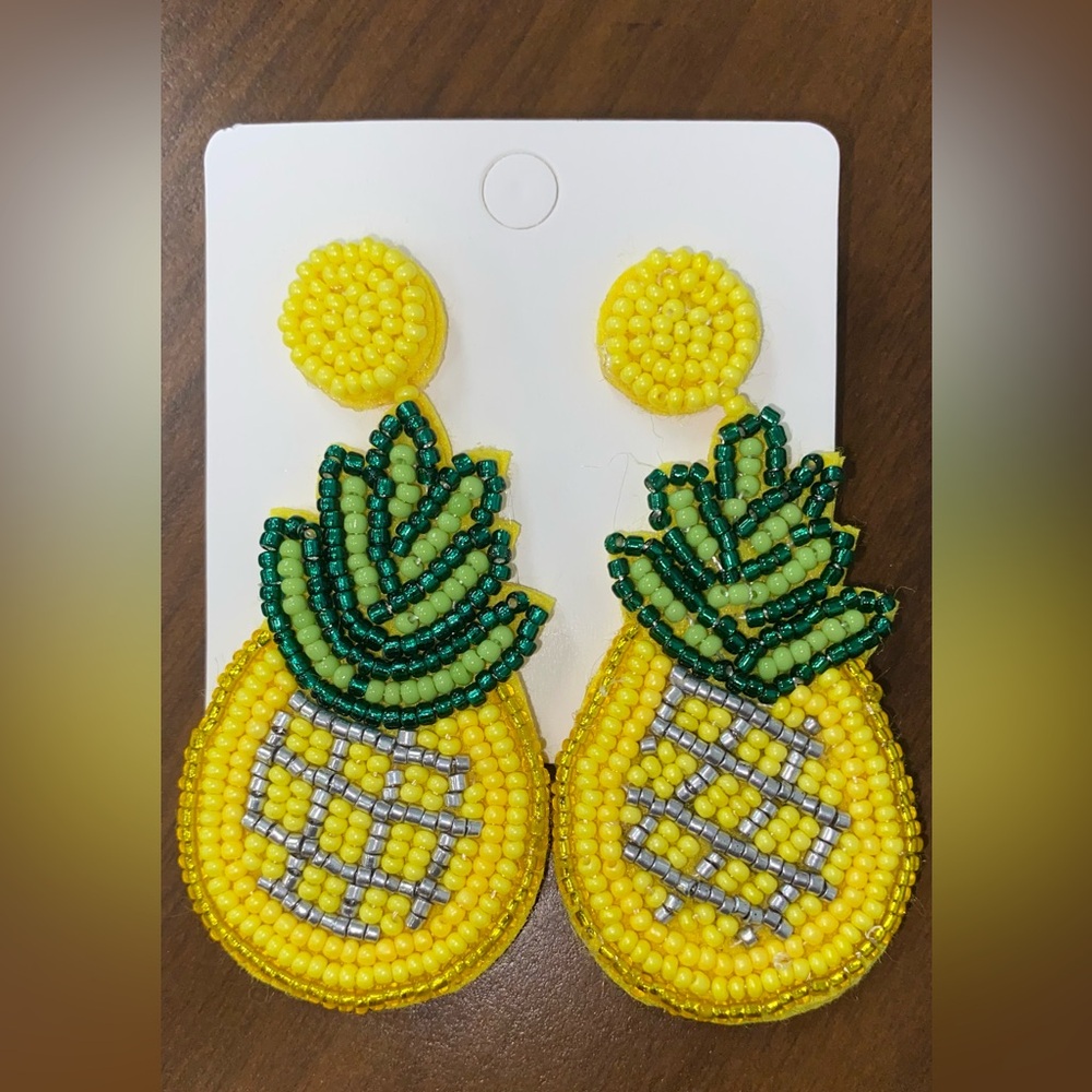 Cute pineapple rice bead earrings NWT - Picture 3 of 4